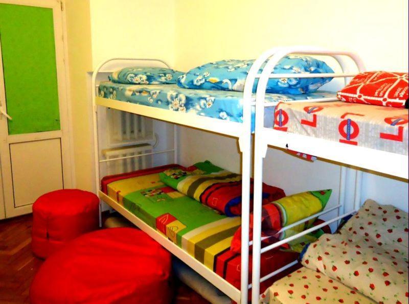 Hostel Kreshatik Kiev Ruang foto
