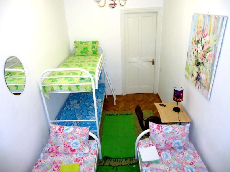 Hostel Kreshatik Kiev Ruang foto